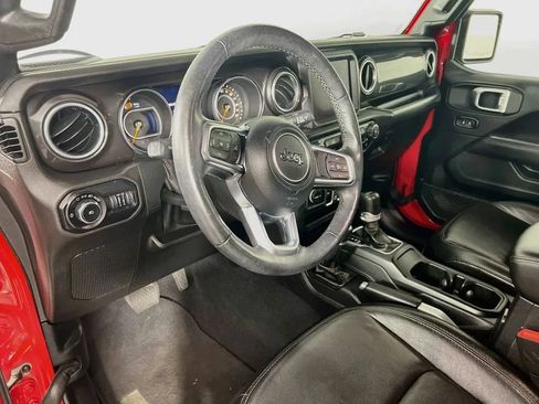 Used 2020 Jeep Wrangler Unlimited Sahara AWD/4WD image 10