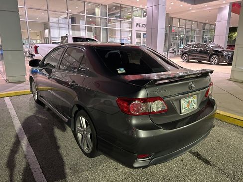 Used 2013 Toyota Corolla S w/ Premium Pkg image 16