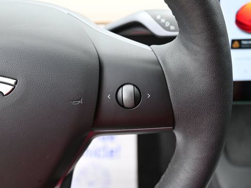 Used 2021 Tesla Model 3 Standard Range Plus RWD image 23