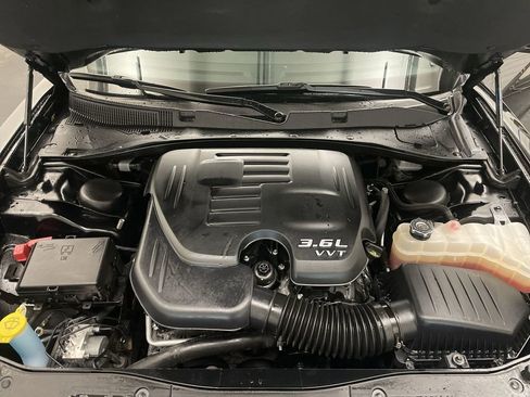 Used 2023 Dodge Charger SXT w/ Blacktop Package AWD/4WD image 22