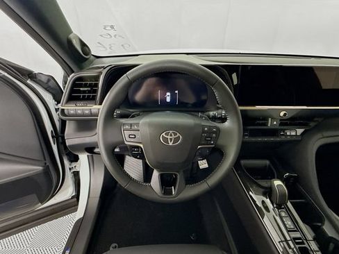 New 2026 Toyota Crown Signia AWD/4WD image 11