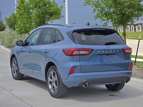 Used 2024 Ford Escape ST-Line image 5