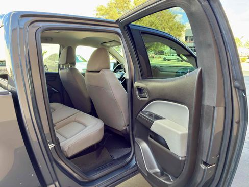 Used 2017 Chevrolet Colorado W/T w/ WT Convenience Package image 33