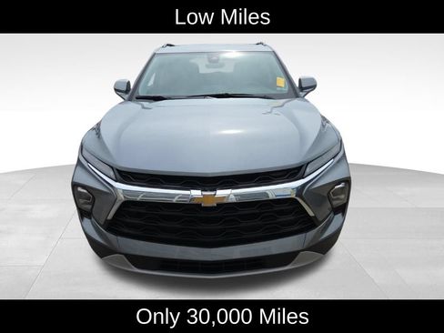 Used 2024 Chevrolet Blazer LT w/ Convenience Package AWD/4WD image 2