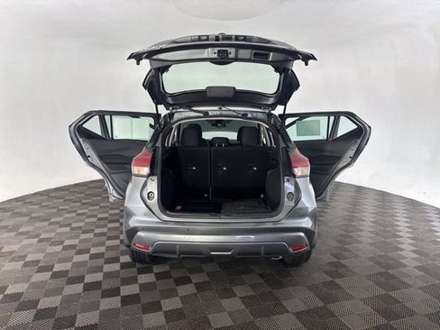 Certified 2023 Nissan Kicks SV image 15