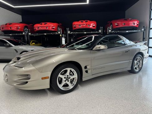 Used 2000 Pontiac Firebird Formula RWD image 6