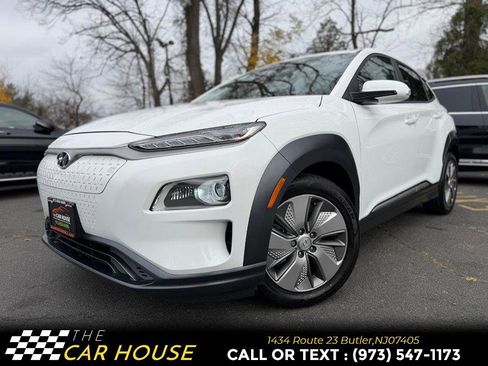 Used 2021 Hyundai Kona Limited w/ Cargo Package image 2