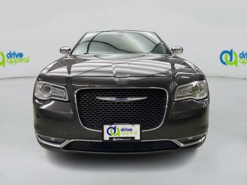 Used 2017 Chrysler 300 C AWD/4WD image 16