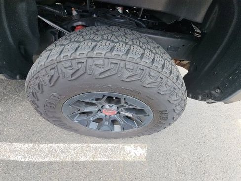 Used 2025 Toyota Tacoma TRD Pro image 13