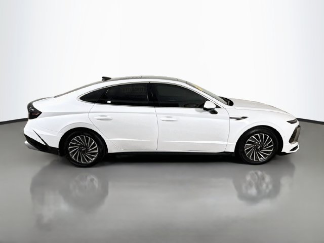 Used 2026 Hyundai Sonata Limited FWD image 8