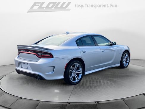 Used 2022 Dodge Charger R/T RWD image 9