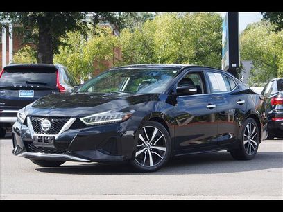 Used 2022 Nissan Maxima SV w/ Floor Mat Group