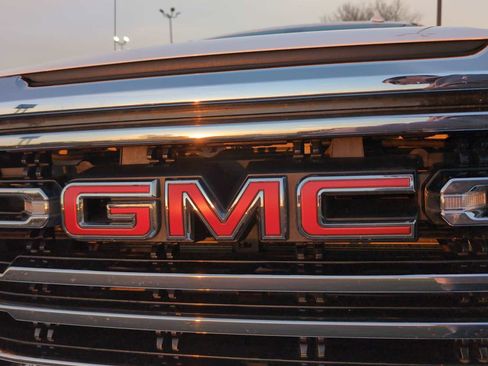 Used 2021 GMC Sierra 1500 SLT w/ SLT Premium Package image 29