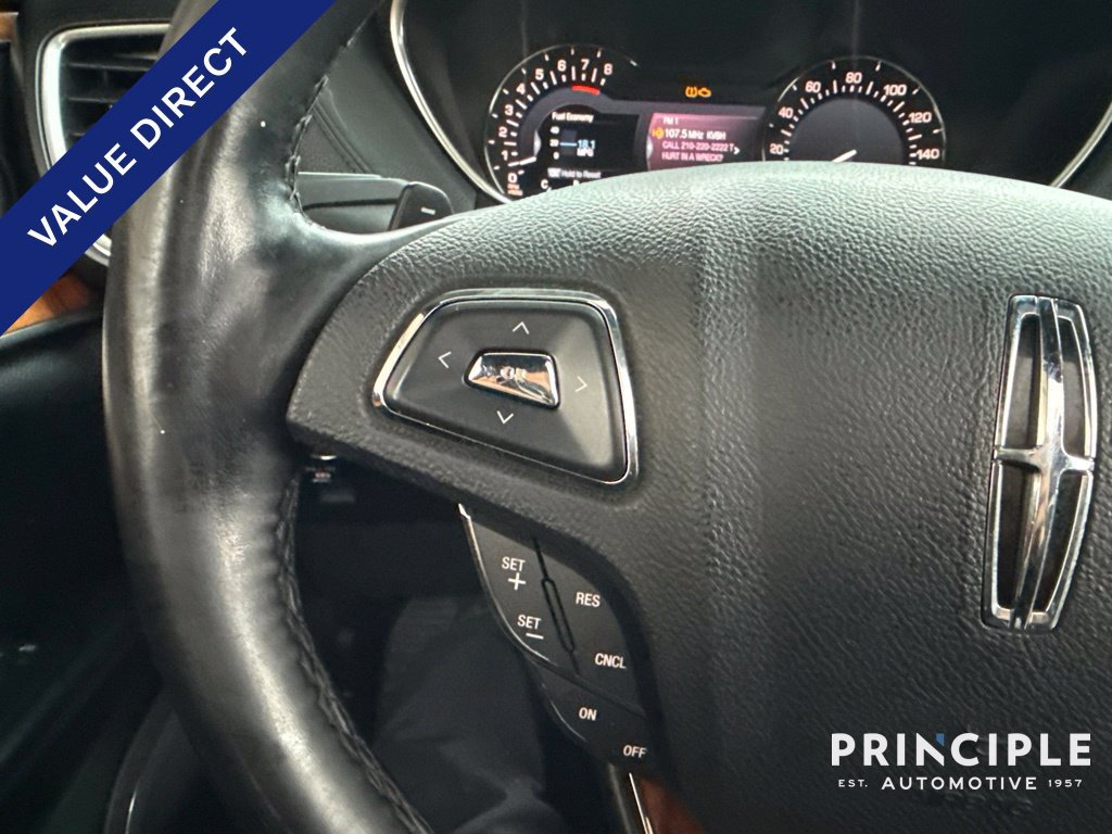 Used 2016 Lincoln MKX Reserve w/ Technology Package AWD/4WD image 21
