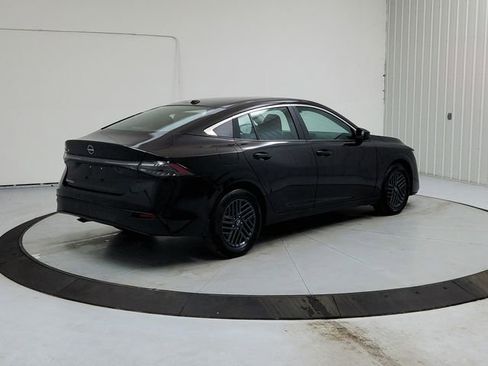 New 2026 Nissan Sentra SV w/ Floor Mat Package FWD image 7