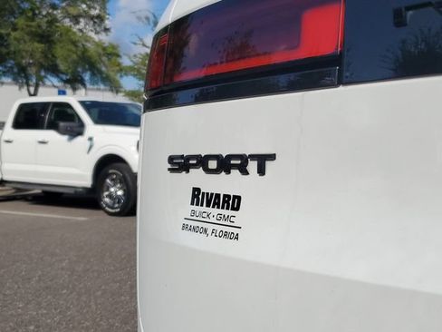 Used 2024 Land Rover Range Rover Sport Dynamic SE AWD/4WD image 8