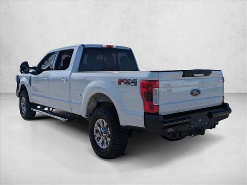 Used 2019 Ford F250 Lariat w/ Chrome Package image 6