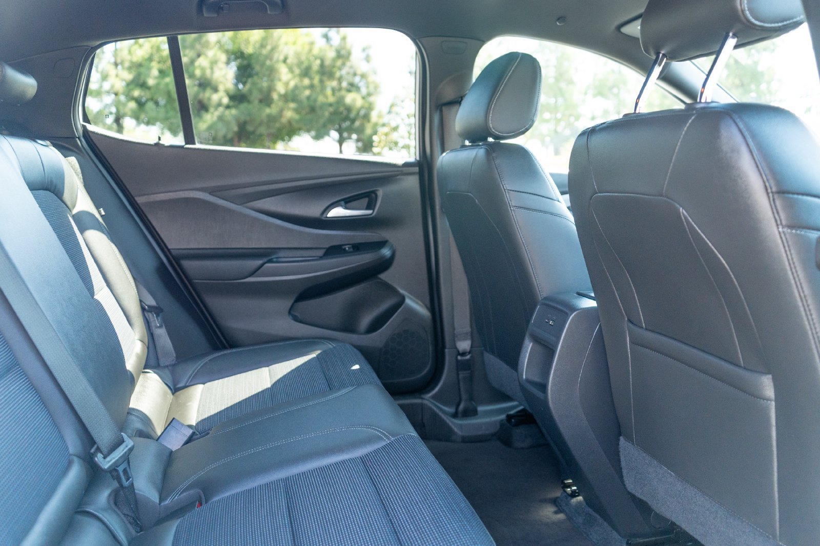 Used 2024 Buick Envista Preferred FWD image 21