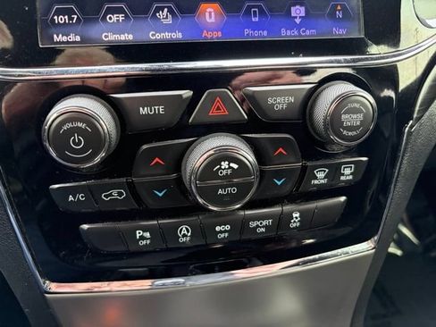 Used 2020 Jeep Grand Cherokee Altitude AWD/4WD image 24