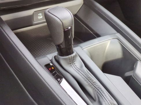 New 2025 Honda Accord SE image 32