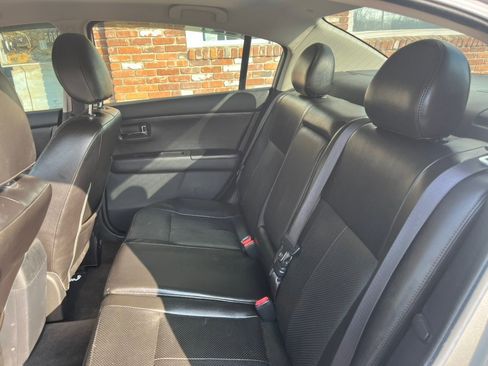 Used 2011 Nissan Sentra 2.0 SL w/ SL Special Value Pkg image 9