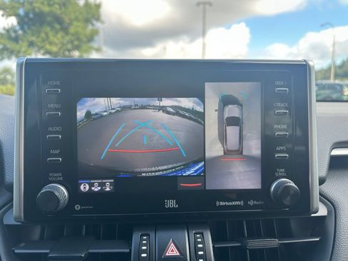 Used 2020 Toyota RAV4 TRD Off-Road AWD/4WD image 17