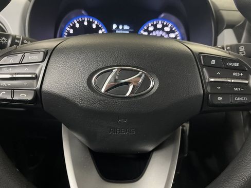 Used 2021 Hyundai Kona SE image 59