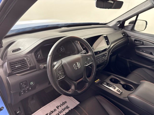 Used 2025 Honda Passport TrailSport image 16