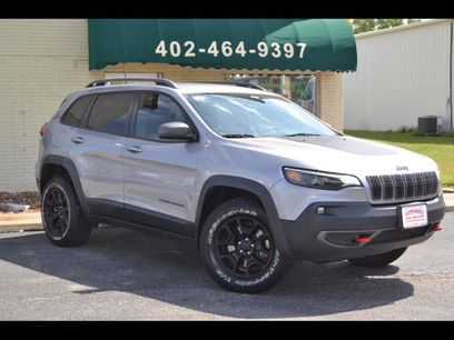 Used 2020 Jeep Cherokee Trailhawk w/ Cold Weather Group