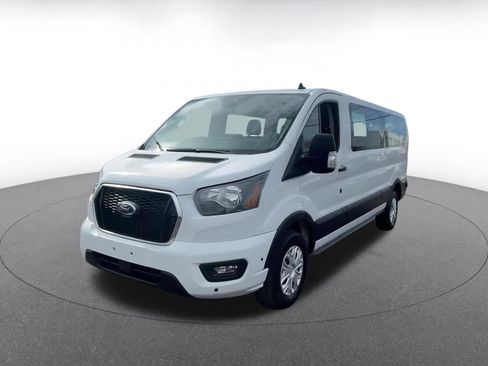Used 2024 Ford Transit 350 XLT image 7