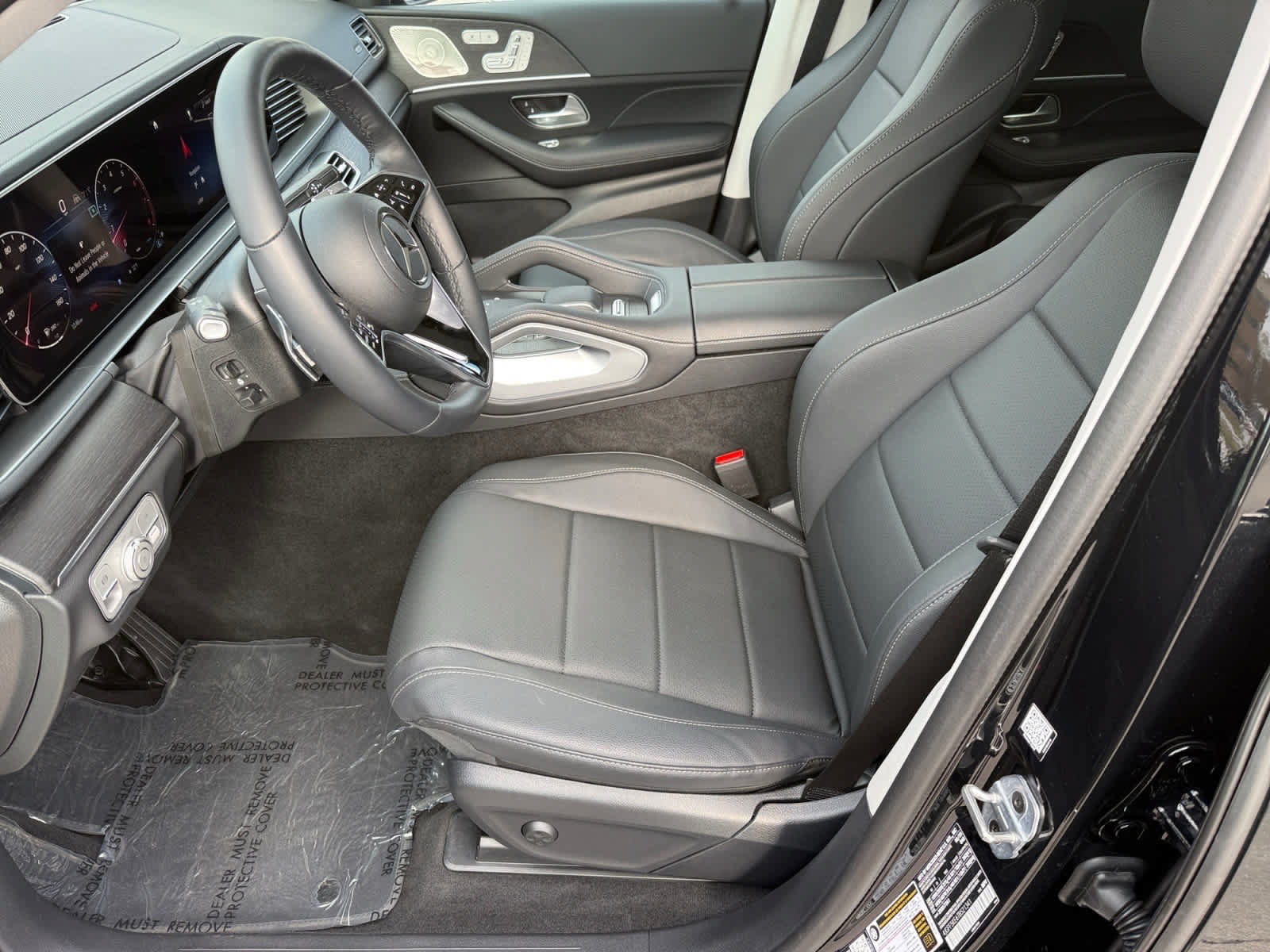 Used 2026 Mercedes-Benz GLS 450 4MATIC image 10