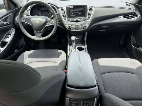 Used 2024 Chevrolet Malibu LT FWD image 13