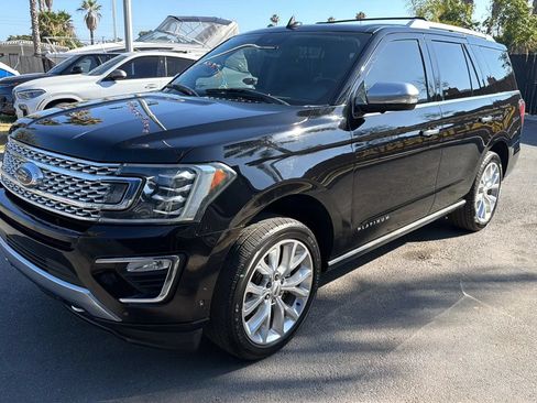 Used 2018 Ford Expedition Platinum AWD/4WD image 4