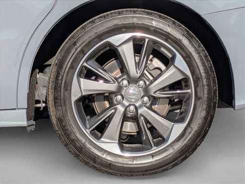 Used 2023 Honda Odyssey Elite image 25