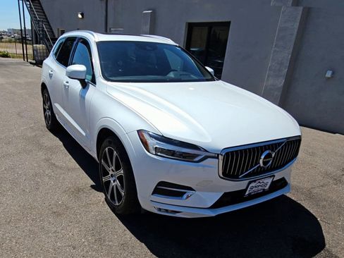 Used 2020 Volvo XC60 T5 Inscription w/ Protection Package Premier image 2