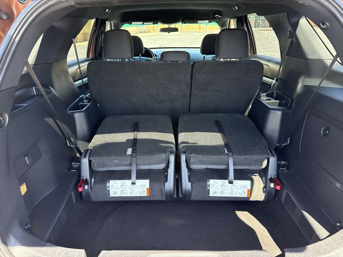 Used 2017 Ford Explorer XLT AWD/4WD image 24