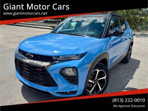 Used 2023 Chevrolet TrailBlazer RS w/ Convenience Package FWD image 1