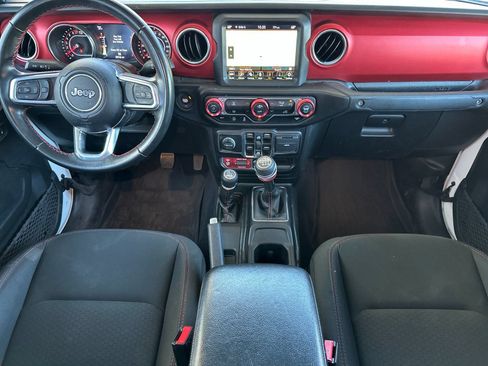 Used 2022 Jeep Gladiator Rubicon w/ Trailer Tow Package AWD/4WD image 12