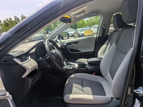 Certified 2024 Toyota RAV4 XLE w/ Weather Package AWD/4WD image 19