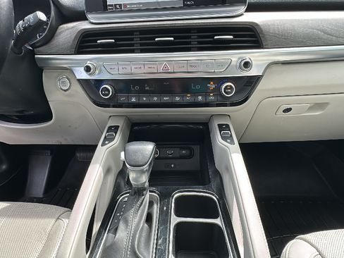 Used 2021 Kia Telluride EX w/ EX Premium Package FWD image 20