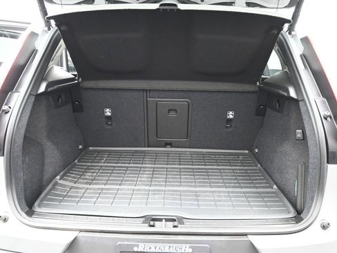 Certified 2026 Volvo XC40 B5 Plus w/ Protection Package Premier AWD/4WD image 14