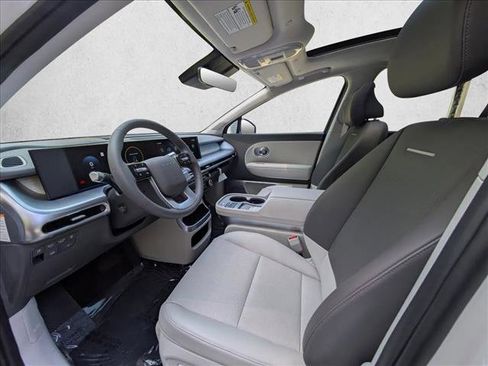 New 2026 Hyundai Ioniq 9 Limited AWD/4WD image 3