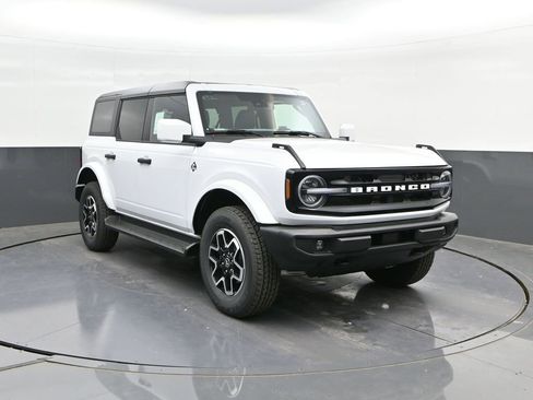 New 2026 Ford Bronco Outer Banks AWD/4WD image 21