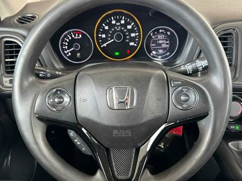 Used 2016 Honda HR-V LX image 22