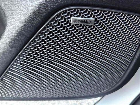 New 2026 Mitsubishi Outlander AWD image 18