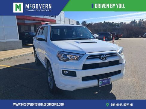 Used 2022 Toyota 4Runner TRD Sport w/ Technology Package AWD/4WD image 8