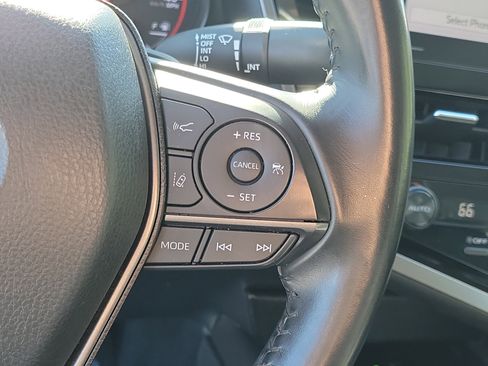 Used 2023 Toyota Camry XSE image 30