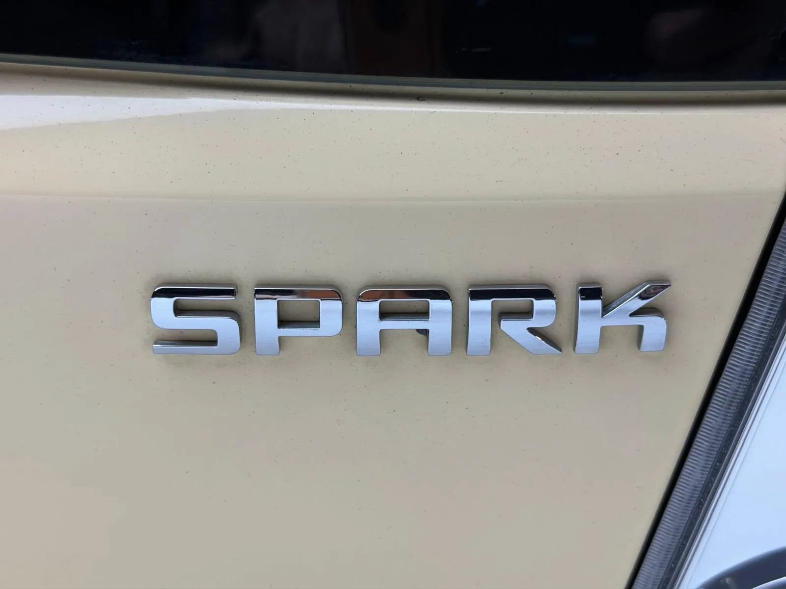 Used 2014 Chevrolet Spark LS FWD image 9