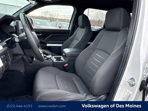 Used 2024 Toyota Tacoma TRD Off-Road image 11