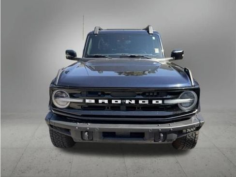 Used 2021 Ford Bronco Outer Banks AWD/4WD image 2